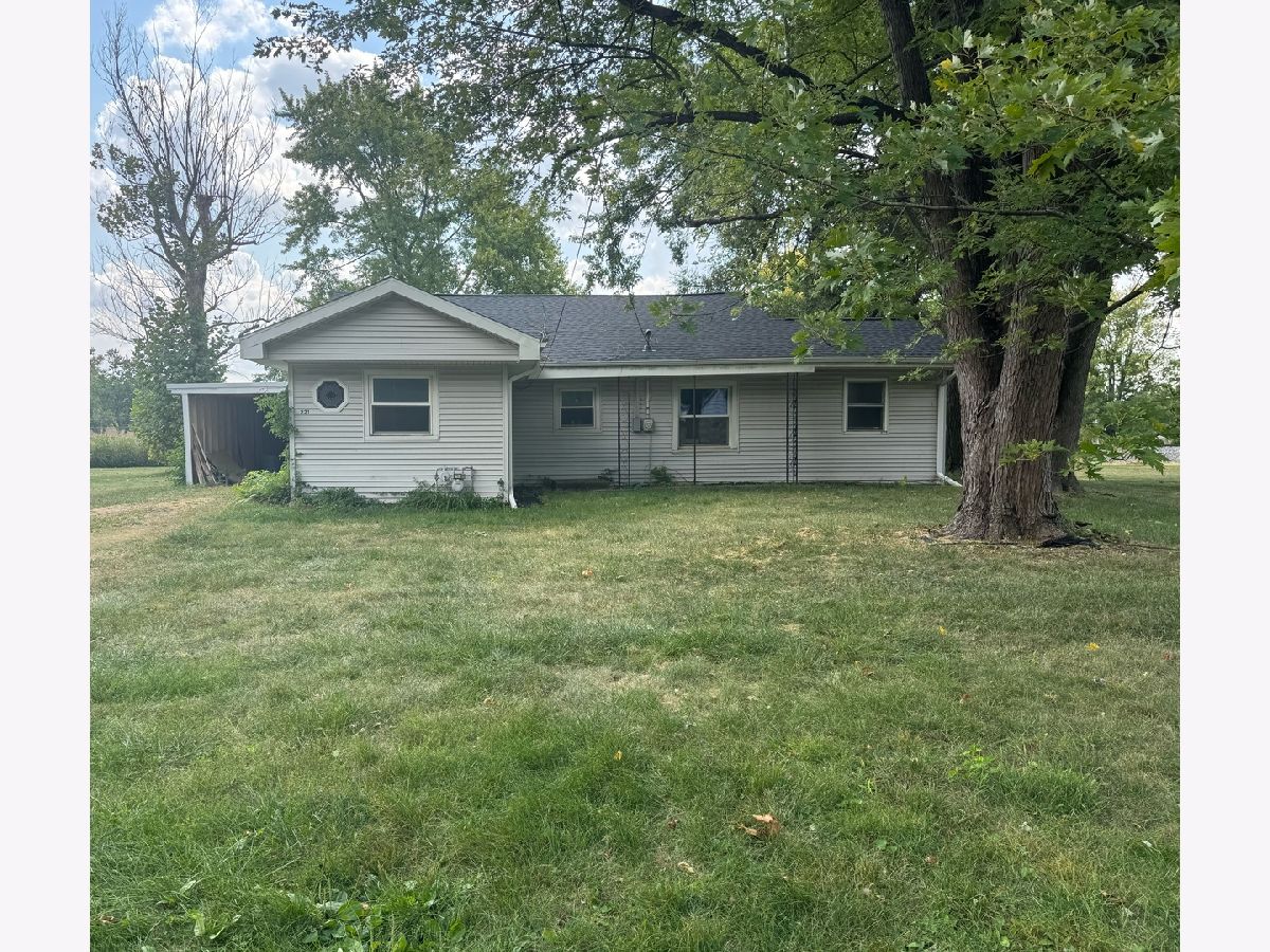  Sold Atwood Illinois, 221 Central