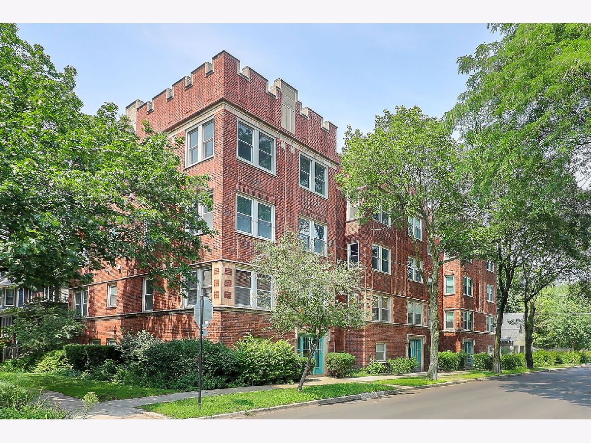  For Sale Chicago Illinois, 6104 Glenwood Avenue
