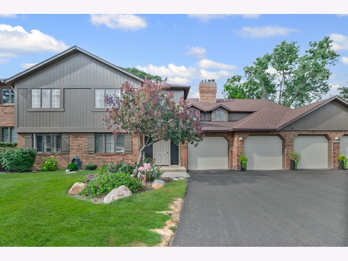  For Sale Palos Heights Illinois, 7930 Lakeview Court