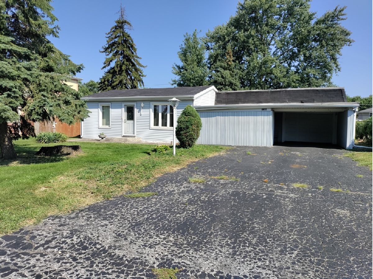  For Sale Bridgeview Illinois, 7744 81 Street
