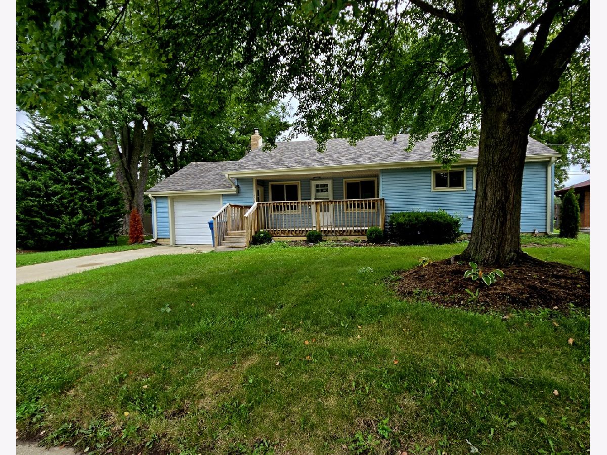  For Rent Kankakee Illinois, 906 Walnut