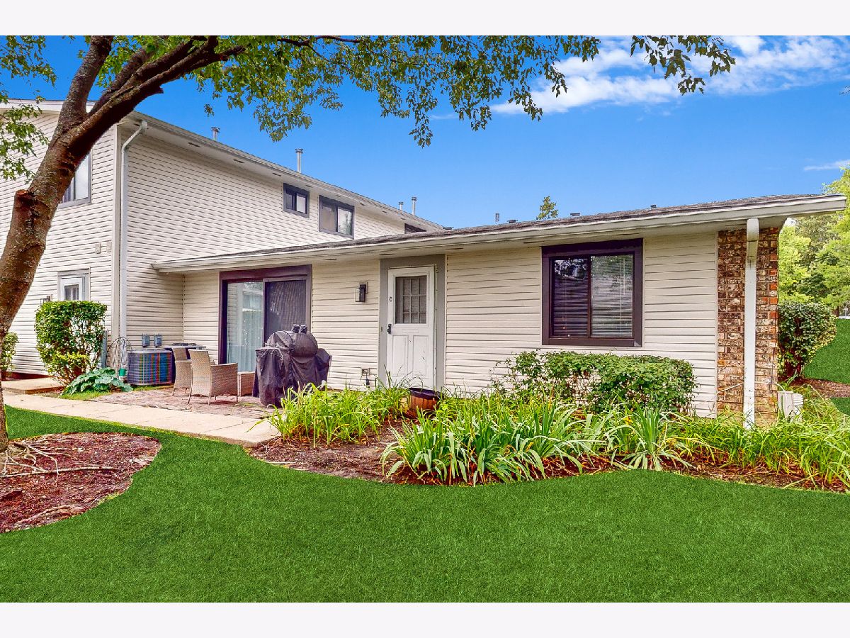  For Sale Bloomingdale Illinois, 119 Brewster Court