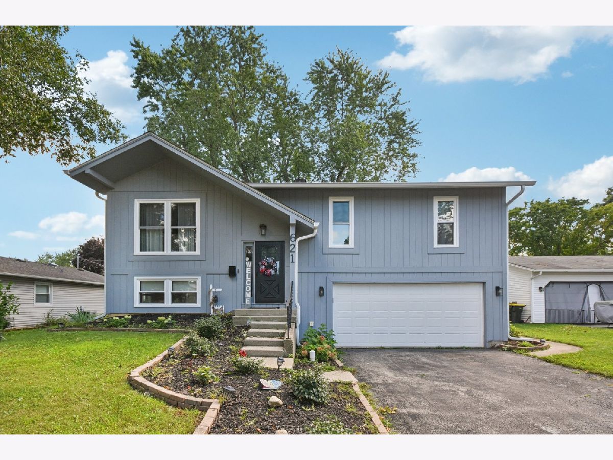  For Sale Cary Illinois, 621 Alida Drive