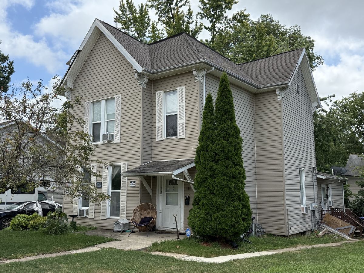  For Sale Bloomington Illinois, 810 Market Street