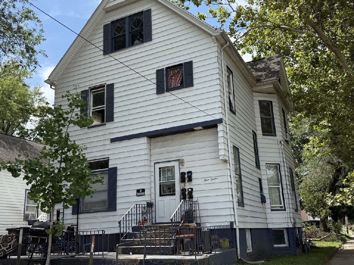  For Sale Bloomington Illinois, 412 Roosevelt Avenue