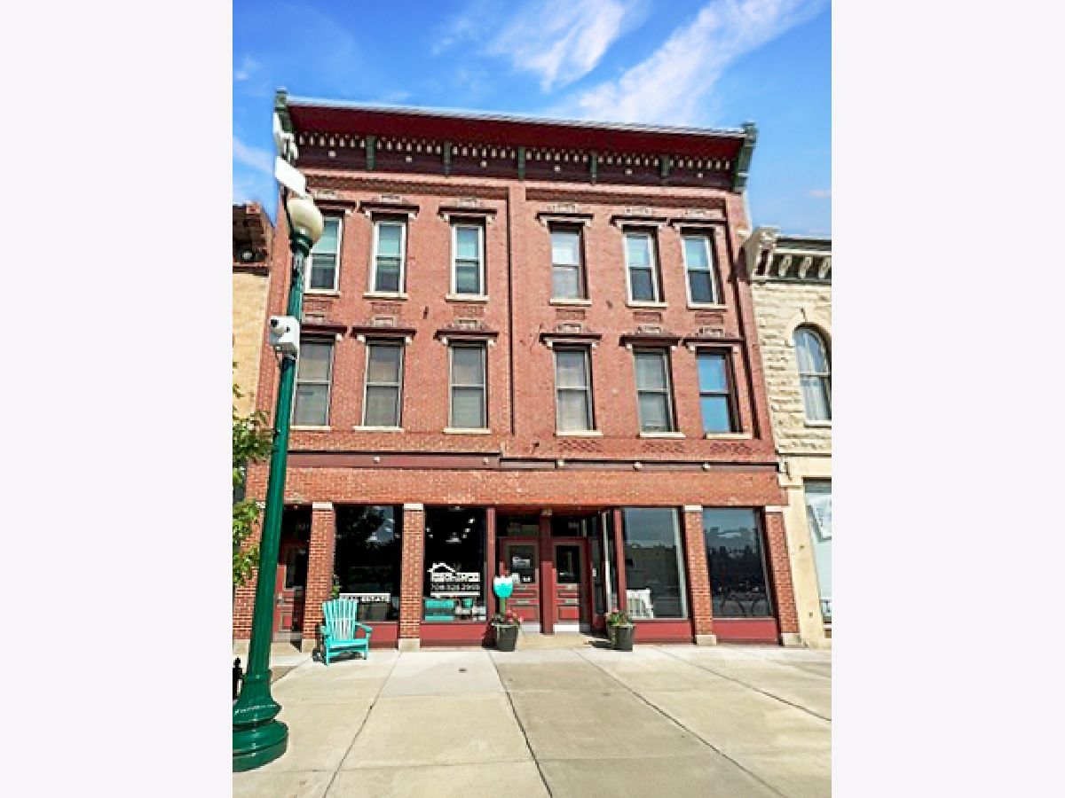  Rented Lockport Illinois, 934 State