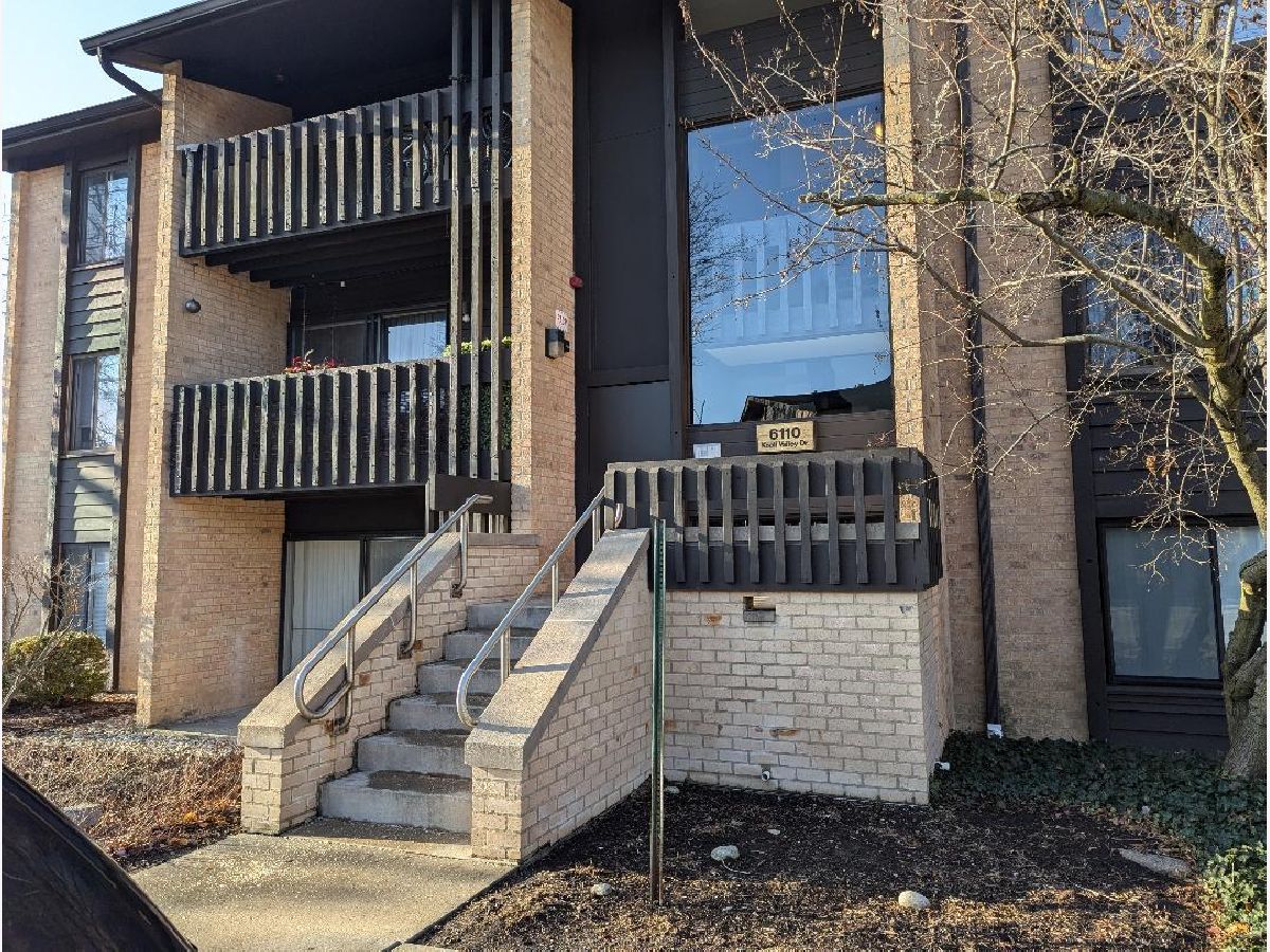  Rented Willowbrook Illinois, 6110 Knoll Valley