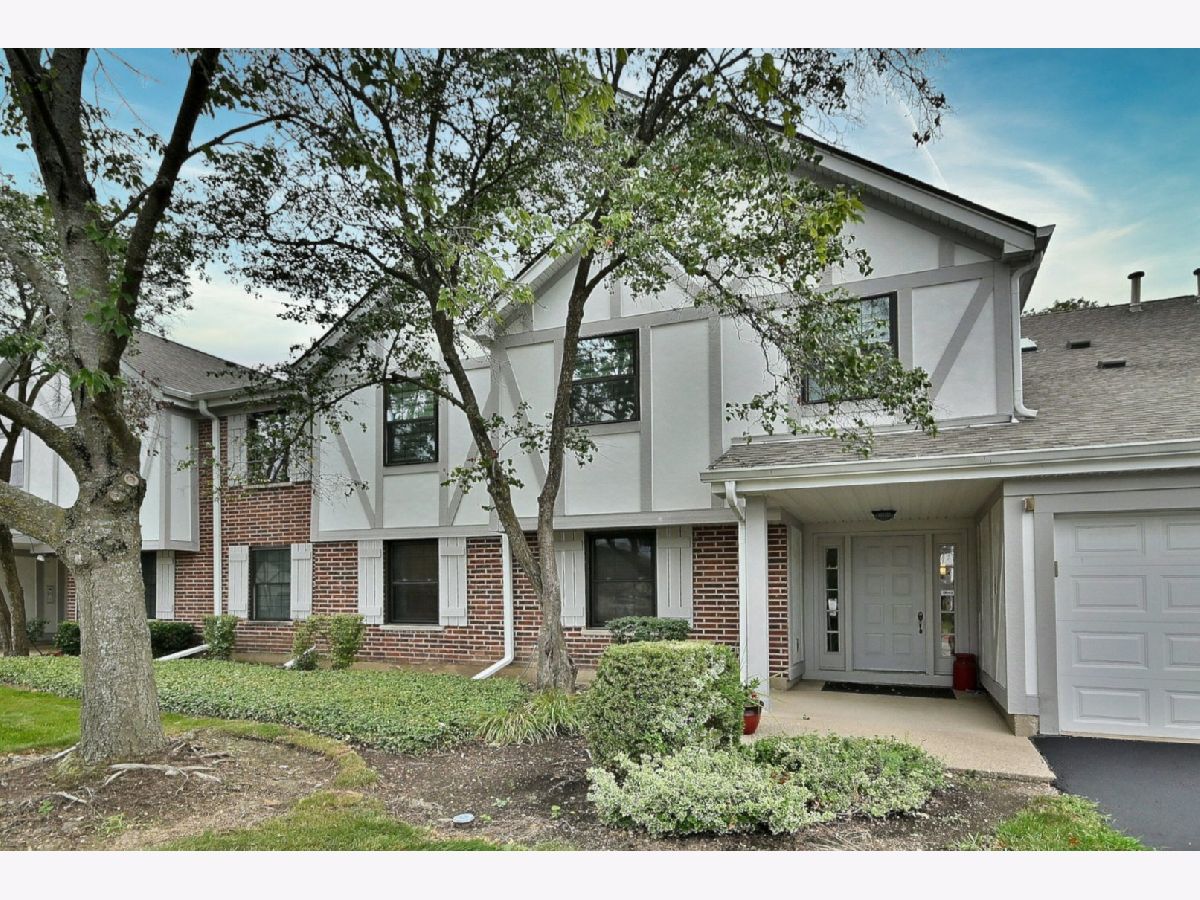  For Sale Wood Dale Illinois, 485 Elizabeth Drive