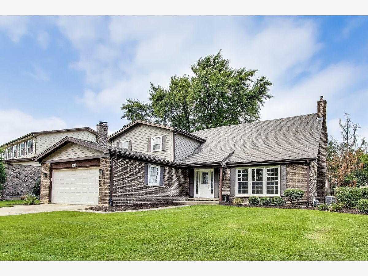 Condominiums & Homes Sold Raintree Glen Ellyn Illinois, 548 Stafford