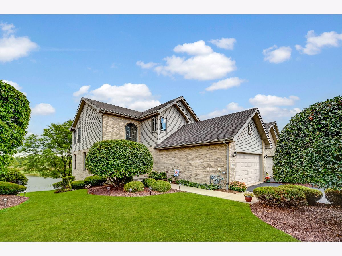  For Sale Tinley Park Illinois, 9116 Newcastle Court