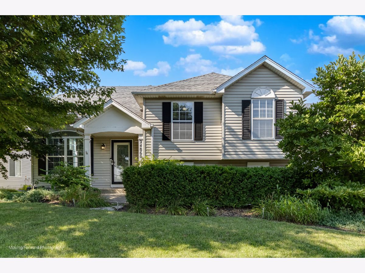 Homes For Sale Harvest Glen Plainfield Illinois, 24860 Madison Street