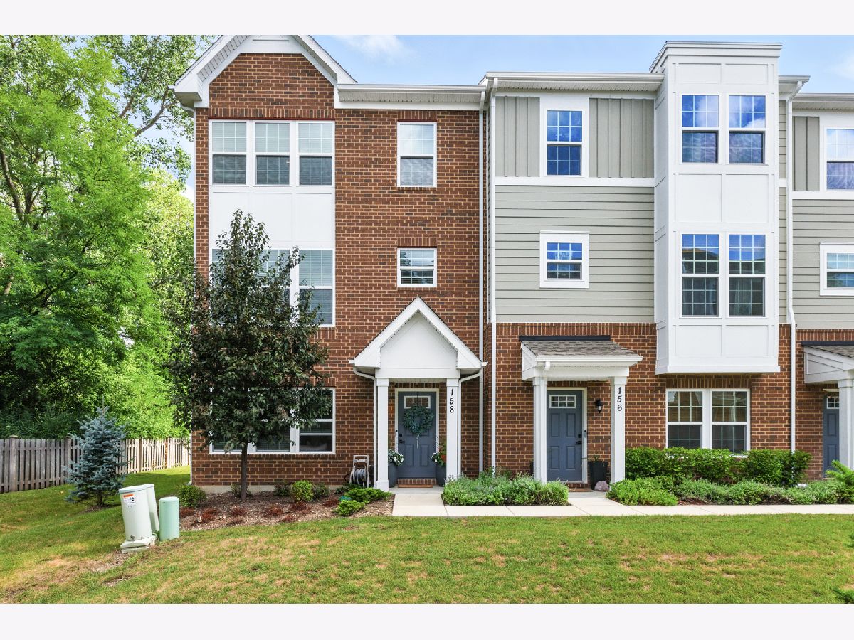  For Sale Lake Zurich Illinois, 158 Canterbury Way