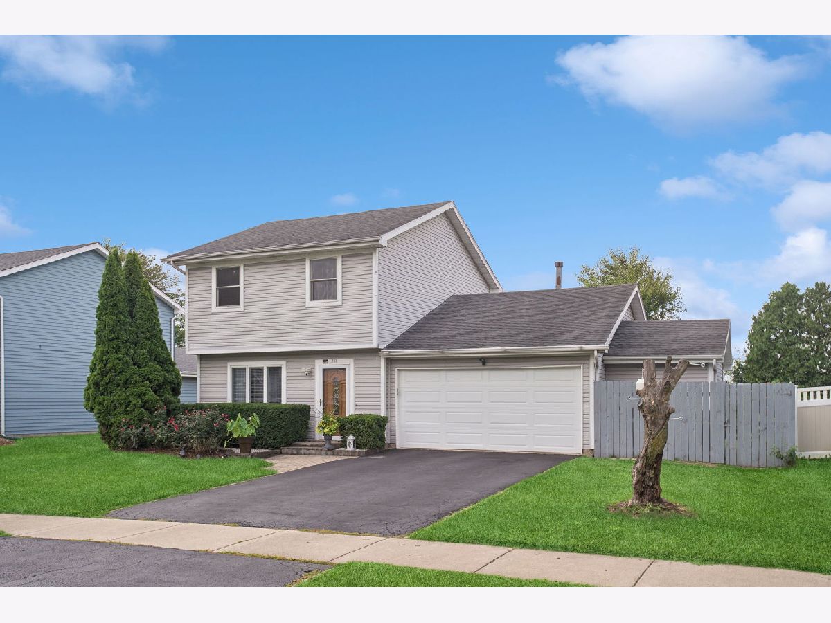 Homes & Condos & Townhomes For Sale Old Farm Naperville Illinois, 284 Westbrook Circle