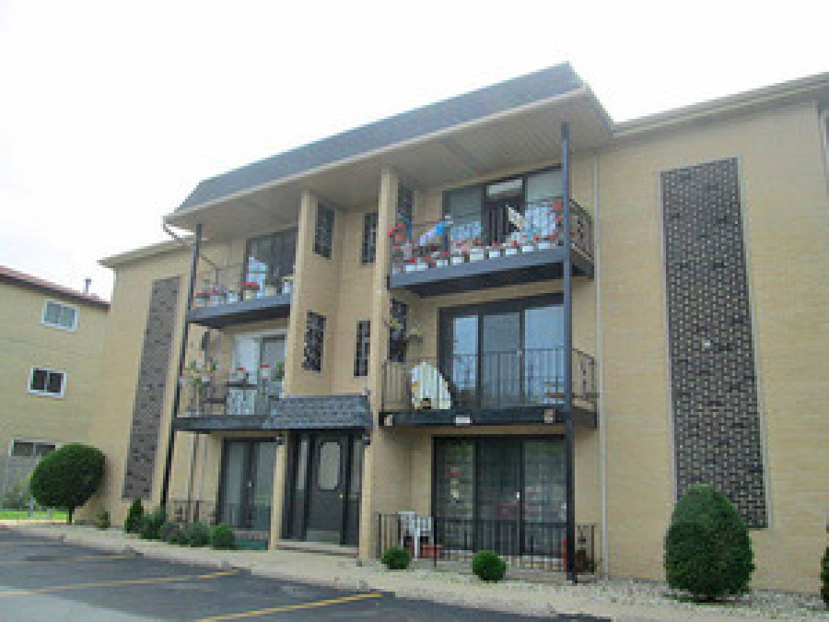  For Rent Niles Illinois, 8854 Chester