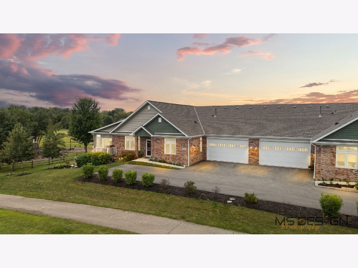Condos & Townhomes For Sale Old Mill Park Sycamore Illinois, 56 Briden Lane