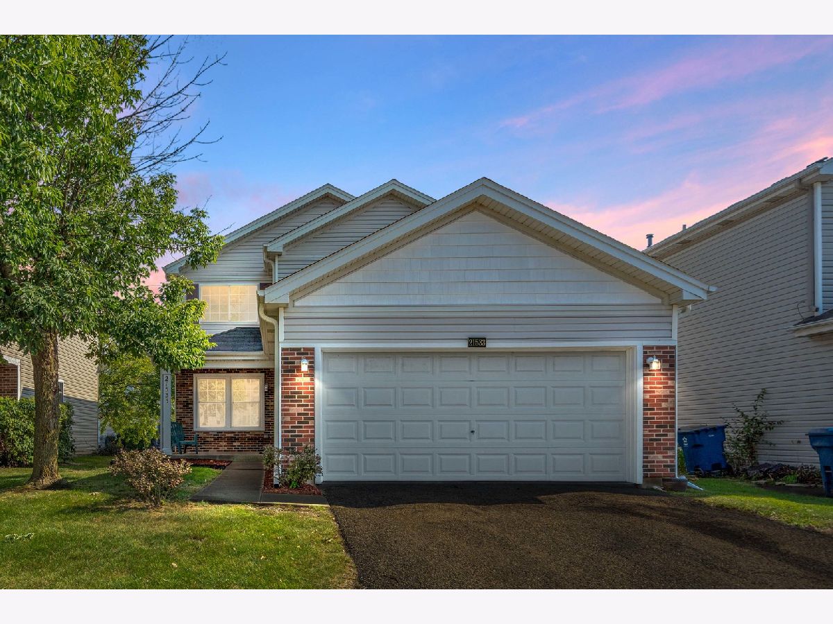 Homes & Townhomes For Sale Renwick Club Crest Hill Illinois, 21533 Cormorant Street