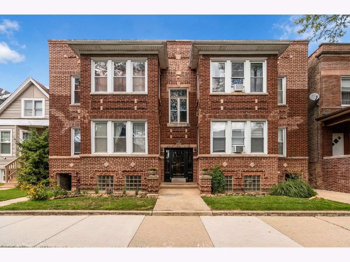  Sold Chicago Illinois, 2602 Winona