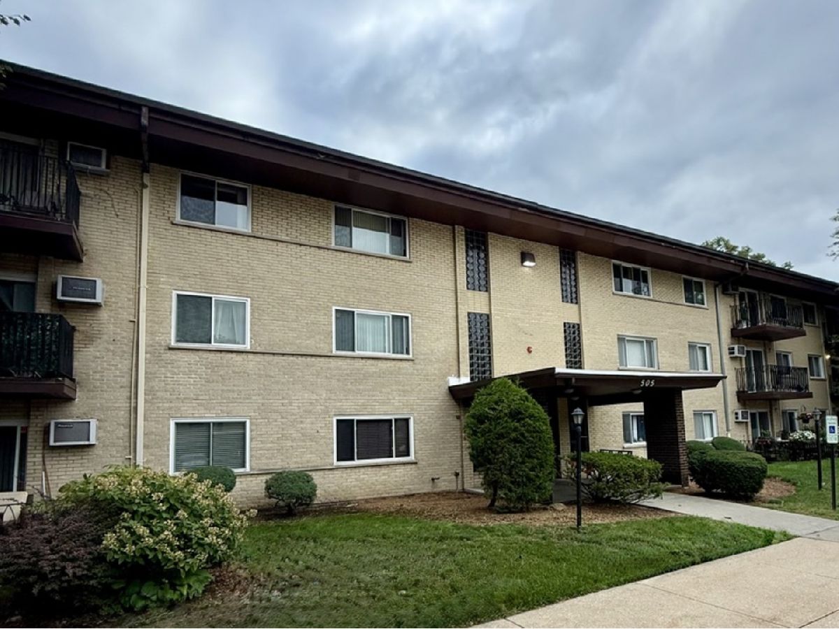  For Rent Arlington Heights Illinois, 505 Cleveland