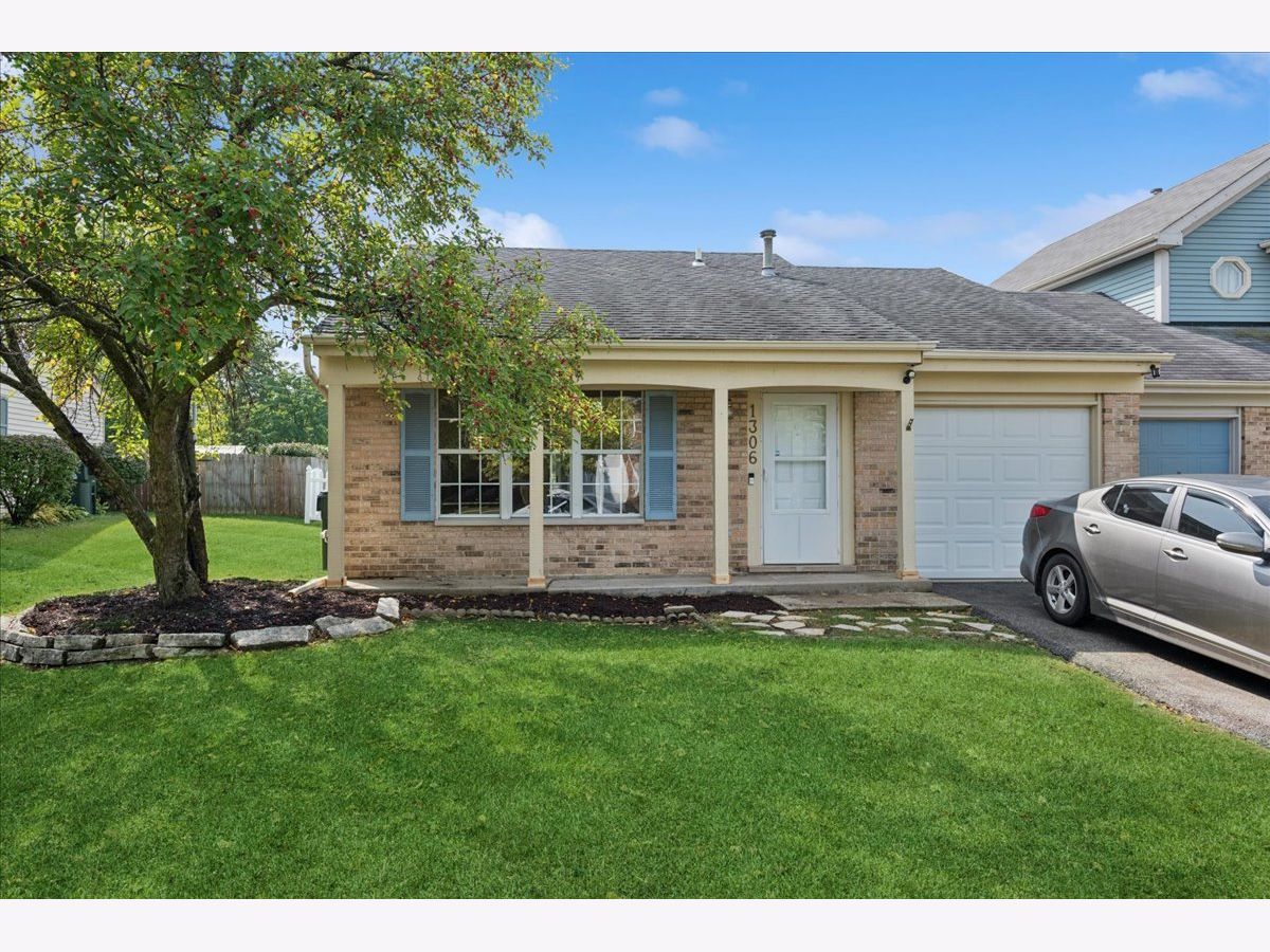  Sold Carol Stream Illinois, 1306 Robin