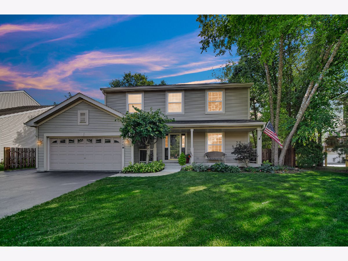  For Sale Lakemoor Illinois, 28749 Pondview Drive