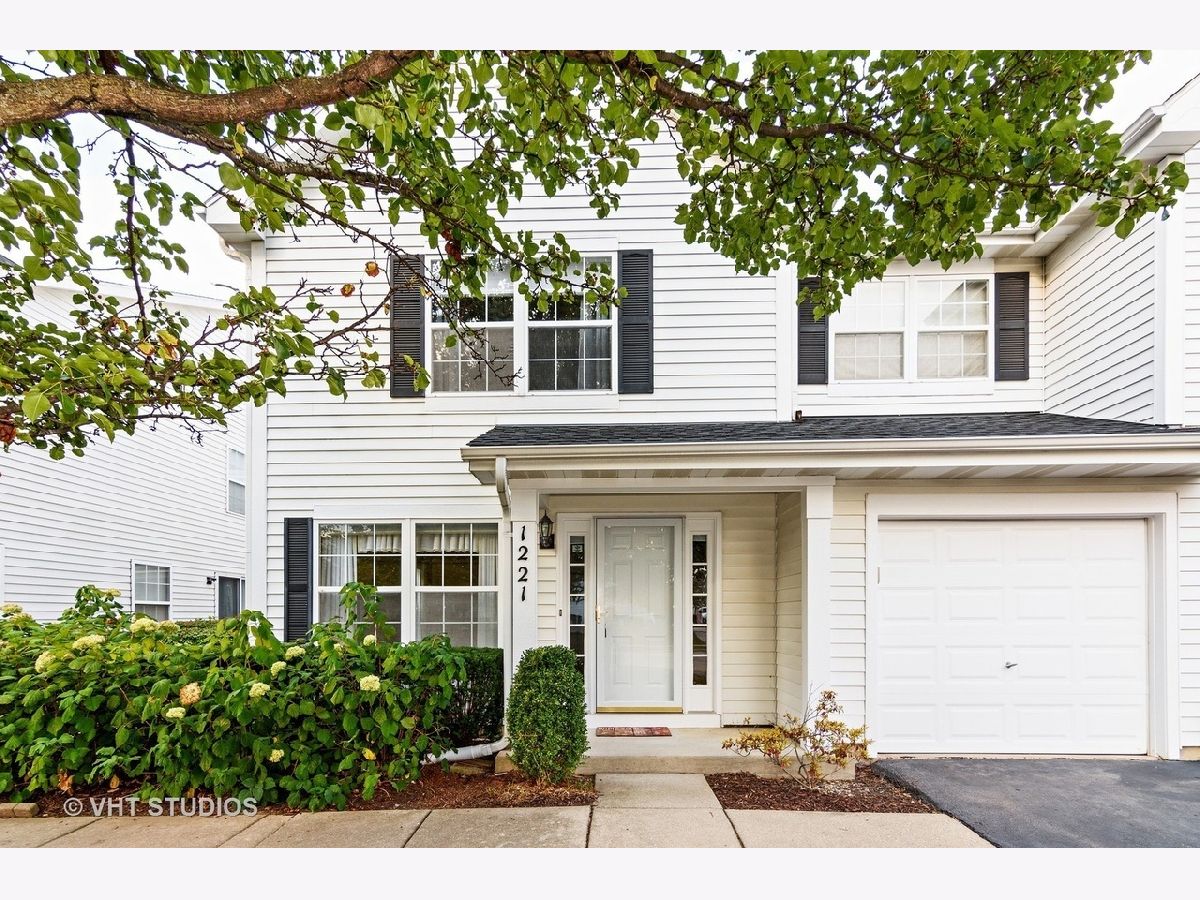  For Rent Mundelein Illinois, 1221 Orleans