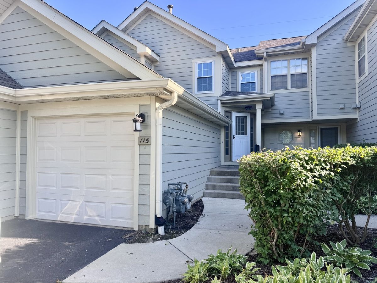  Rented Palatine Illinois, 115 Hamilton