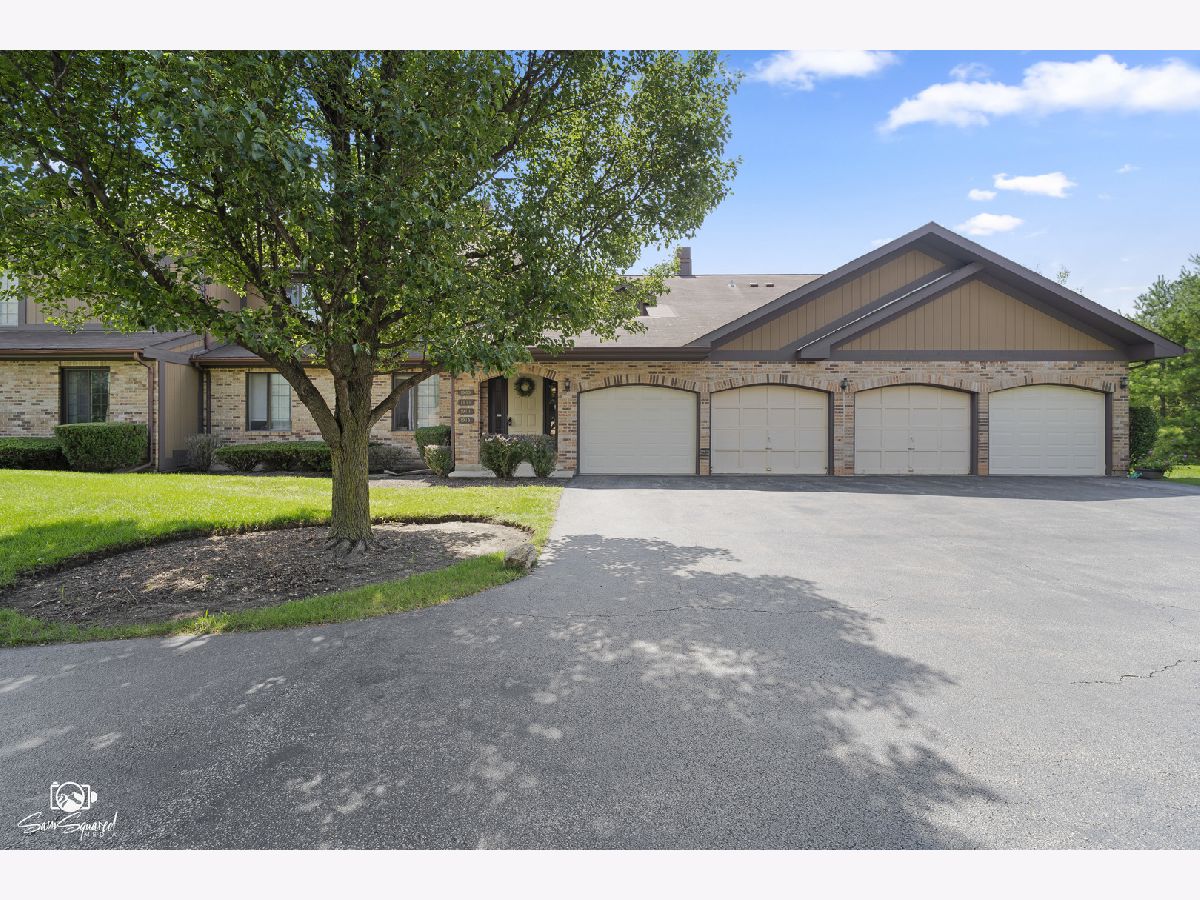 Townhomes & Condos & Homes For Sale Villa Olivia Bartlett Illinois, 1911 Golf View Drive
