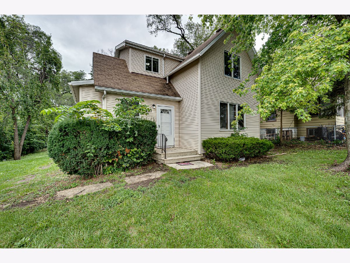  Rented Joliet Illinois, 407 Linden