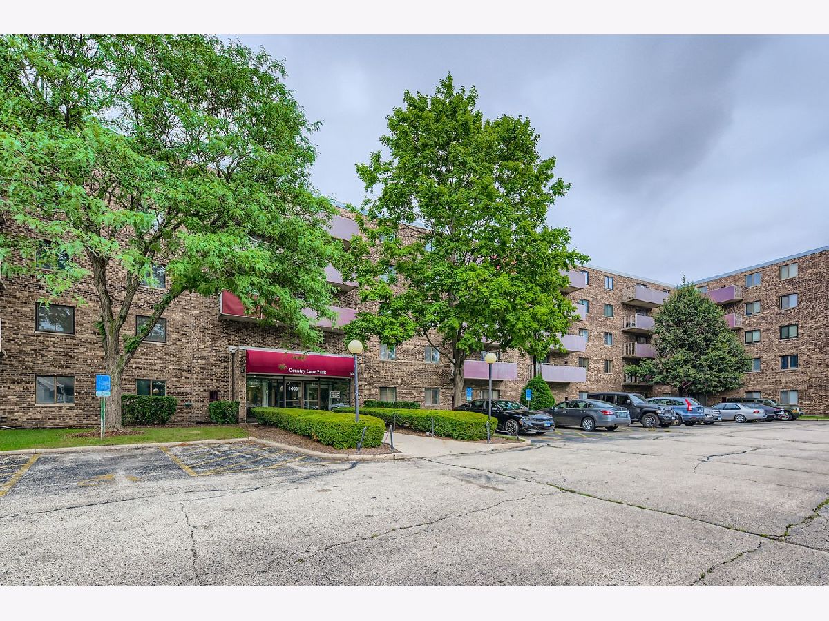 Condominiums For Rent Country Lane Park Schaumburg Illinois, 1463 Mercury