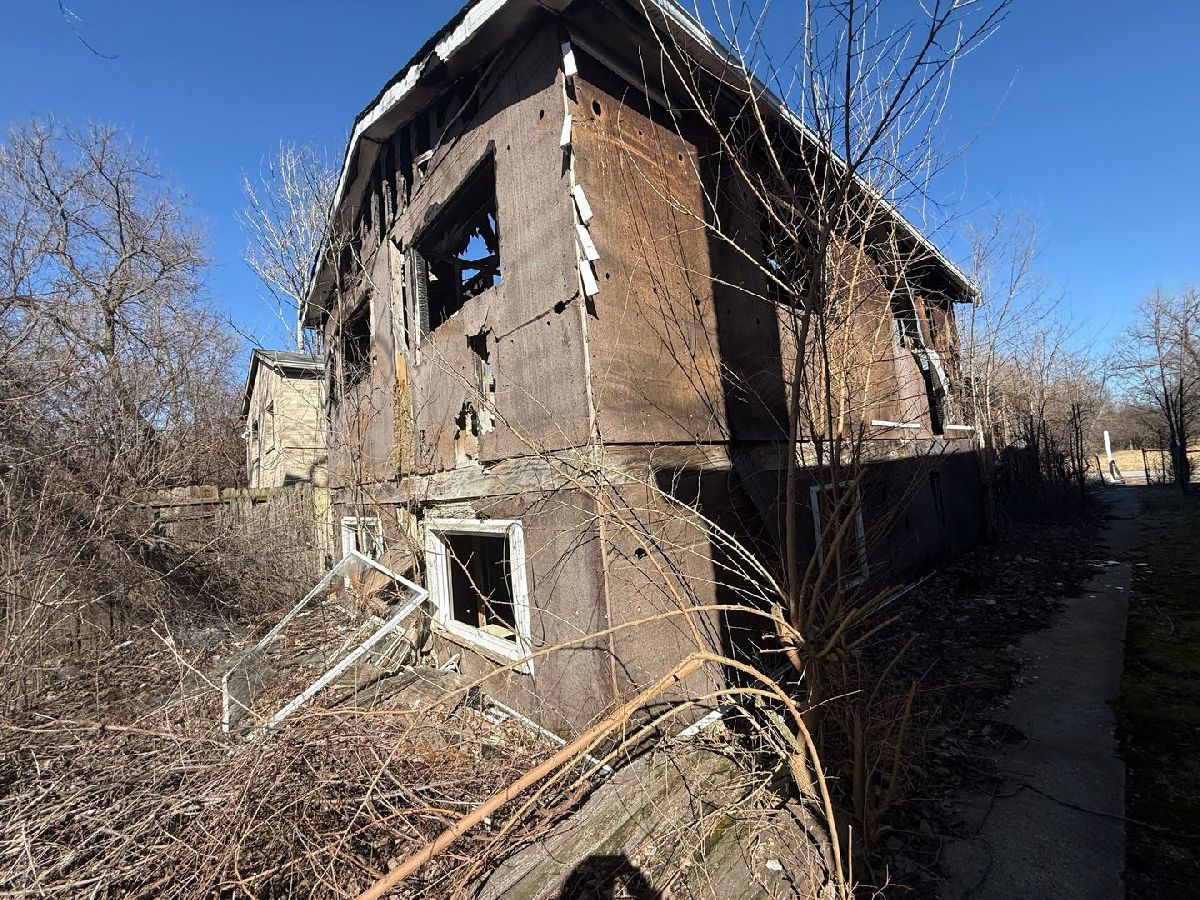  Sold Robbins Illinois, 13418 Hamlin