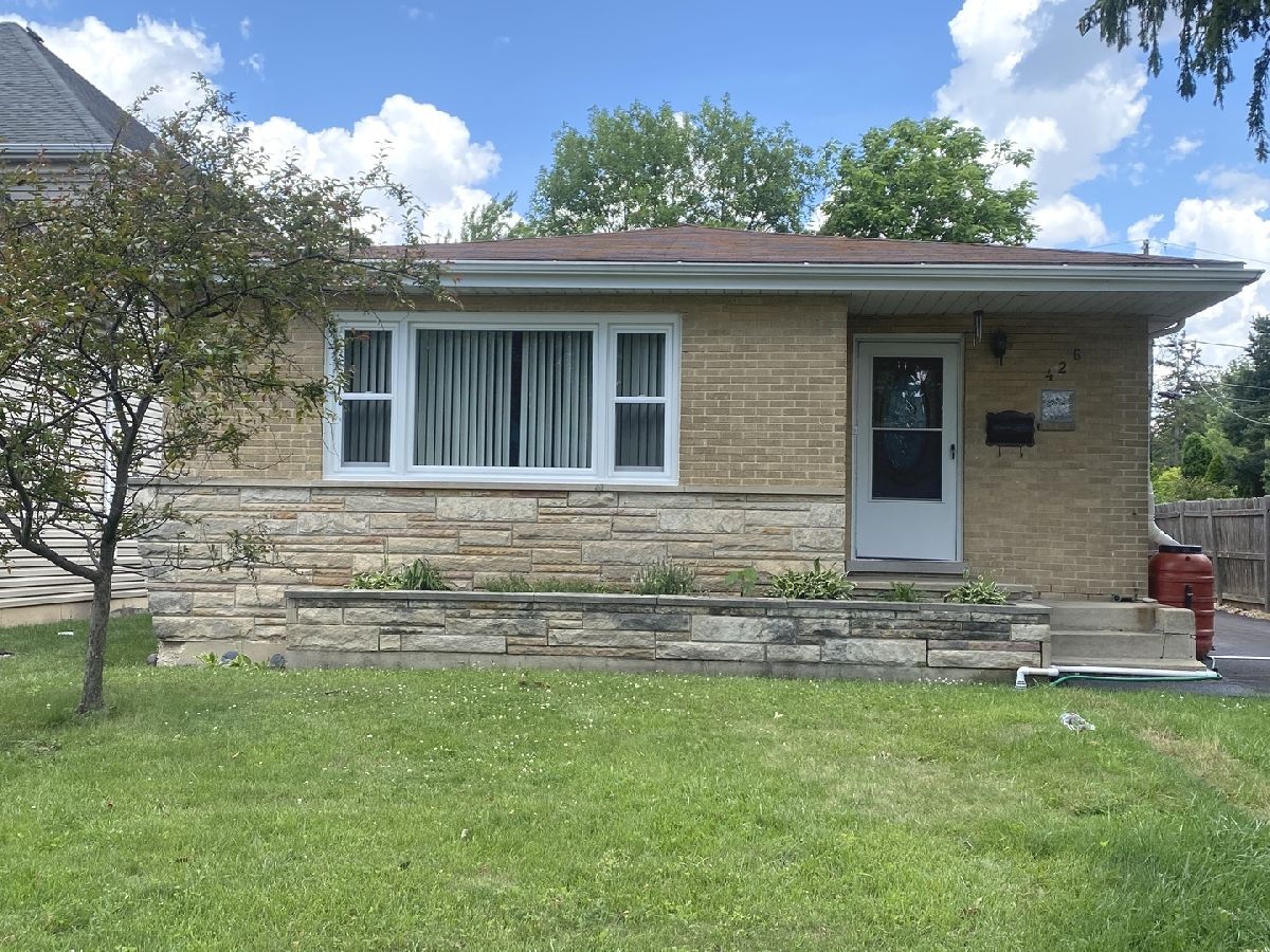 Rented Elmhurst Illinois, 426 Berteau