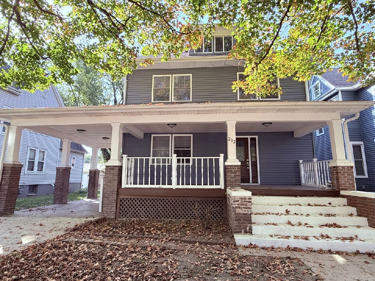  For Sale Clinton Illinois, 212 Jefferson Street