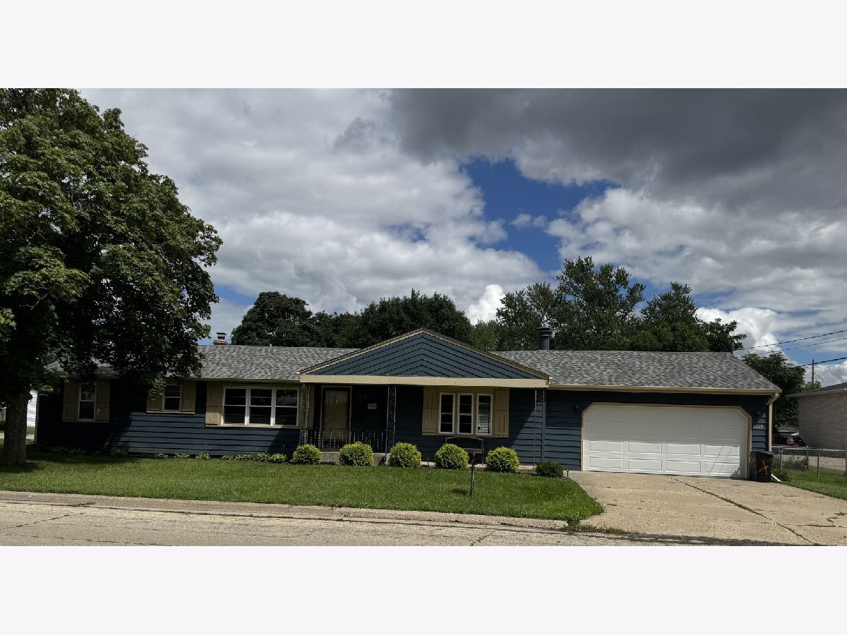  For Sale Loves Park Illinois, 6117 East Drive