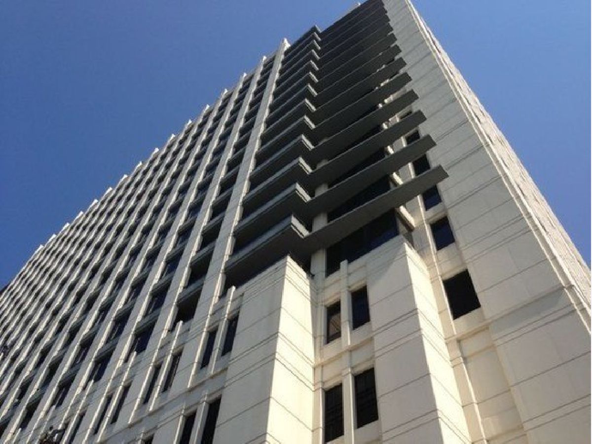 Condominiums For Rent Vision On State Chicago Illinois, 1255 State