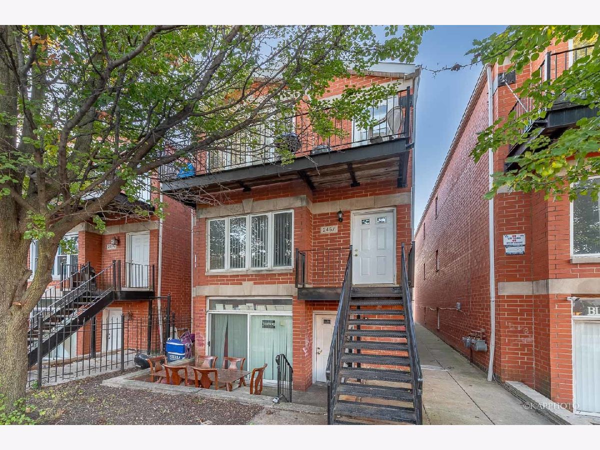 Rented Chicago Illinois, 2457 Lexington