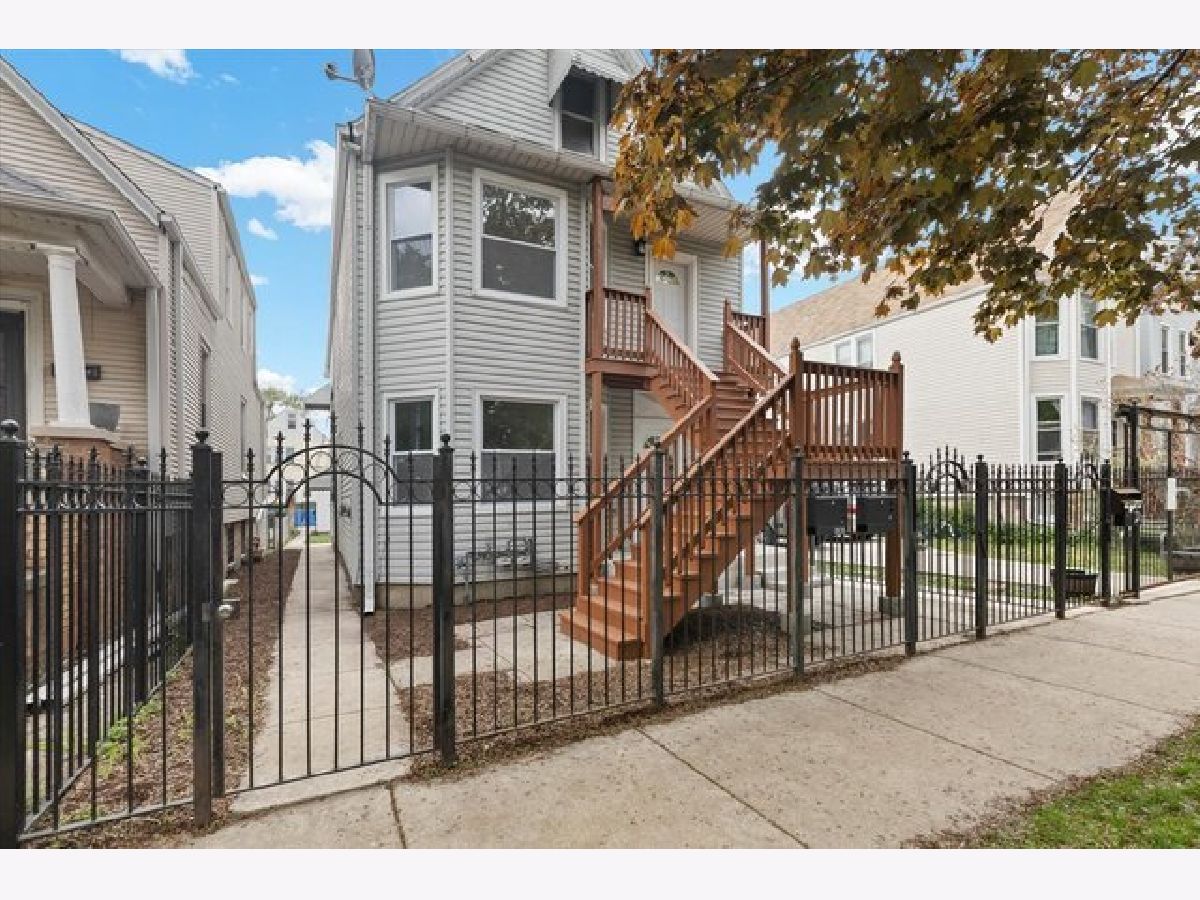 Rented Chicago Illinois, 1808 Karlov