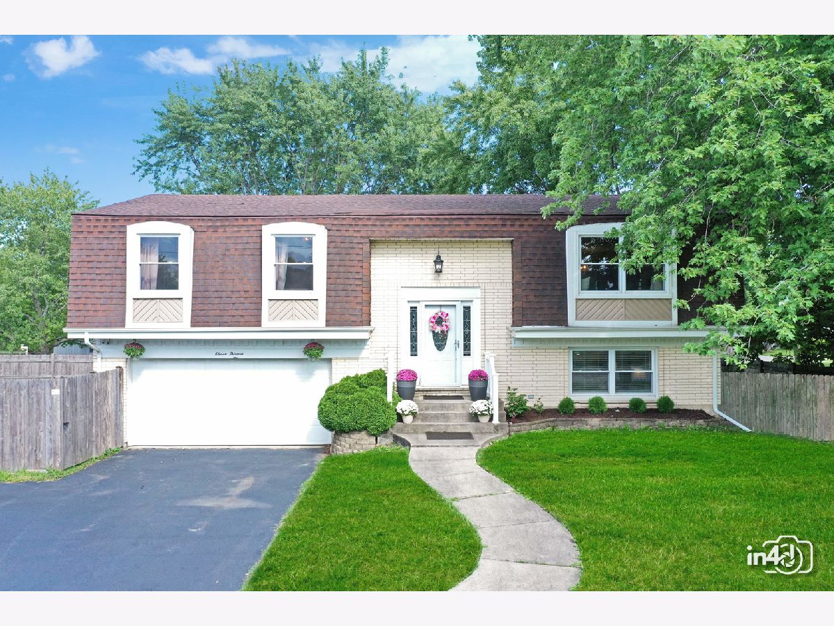  For Sale Palatine Illinois, 1113 Smith Street