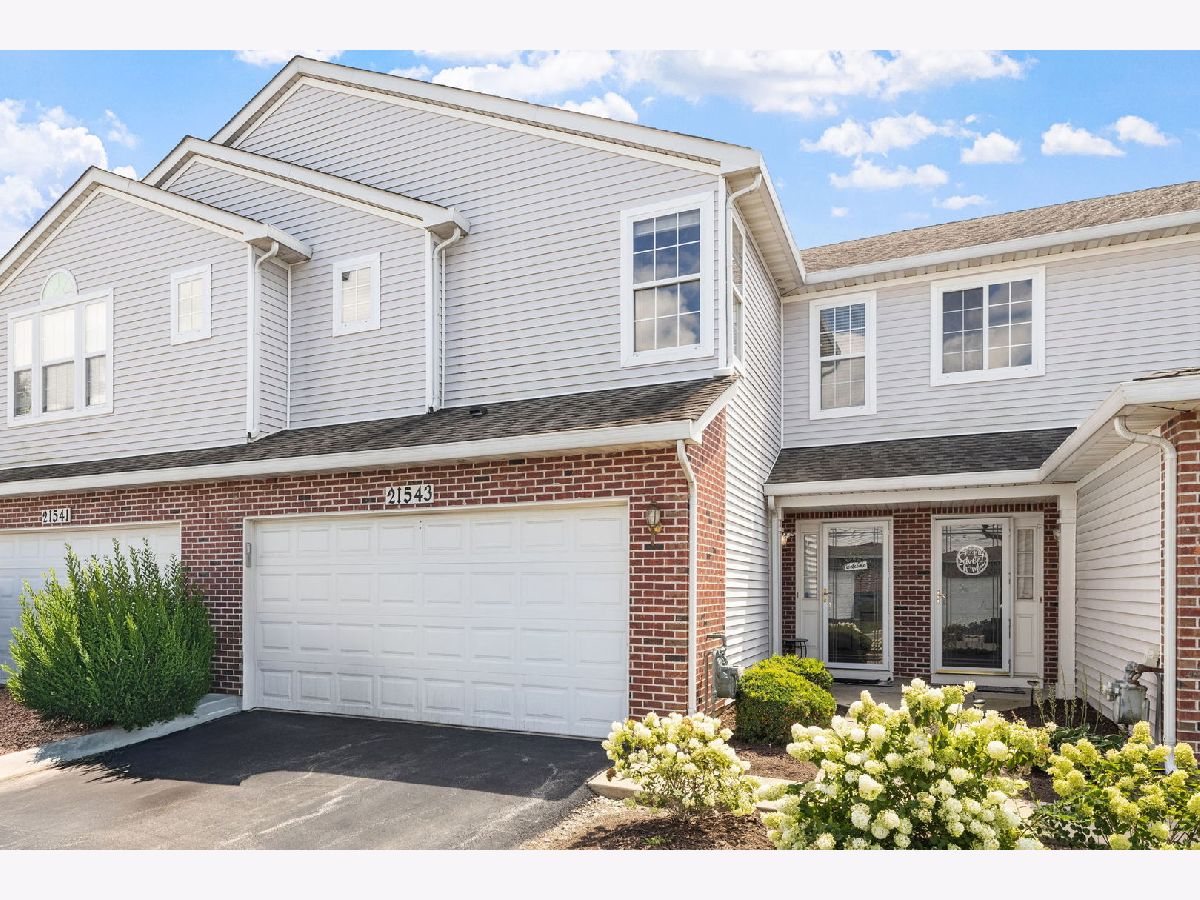  For Sale Crest Hill Illinois, 21543 Eich Drive