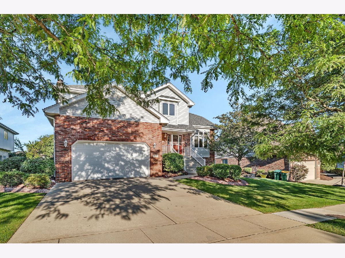  For Sale Lemont Illinois, 390 Kromray Road