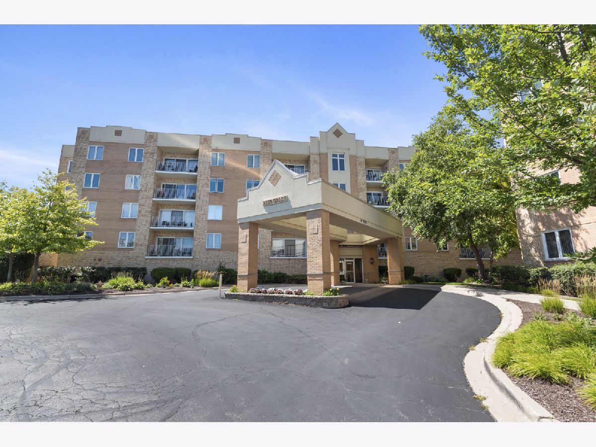 Condominiums & Homes Sold Liberty Square Lombard Illinois, 2250 Grace