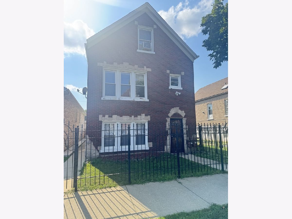 Rented Chicago Illinois, 3028 Springfield