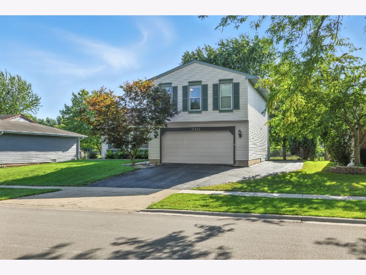  For Sale Roselle Illinois, 340 Garden Avenue