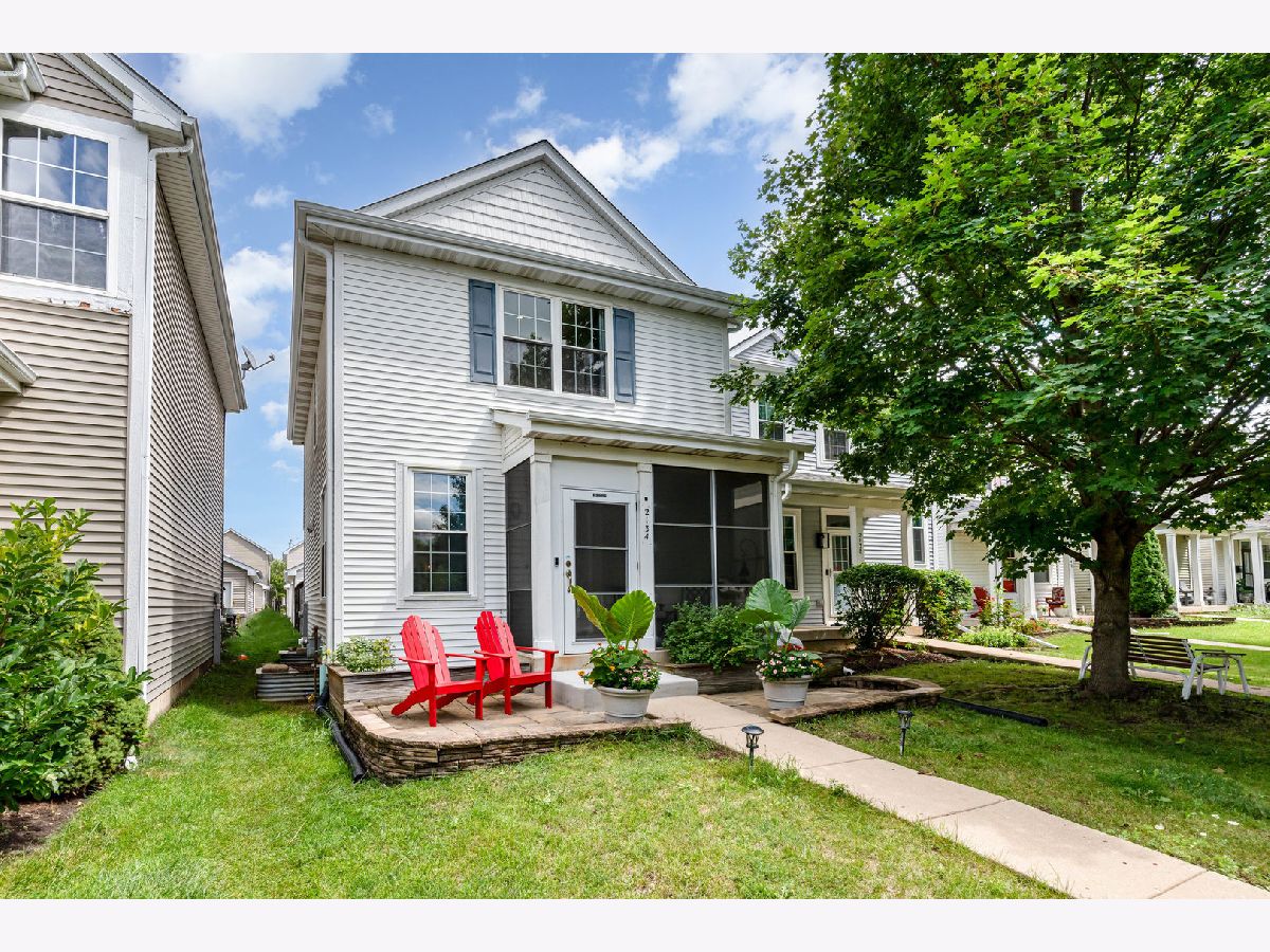  For Sale Aurora Illinois, 2134 Middlebury Drive