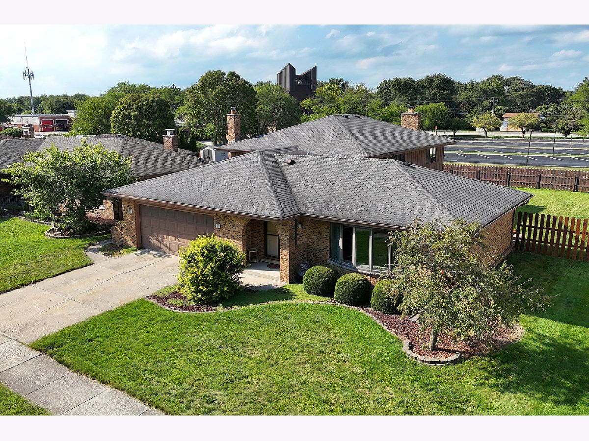  For Sale Orland Park Illinois, 7922 Sycamore Drive