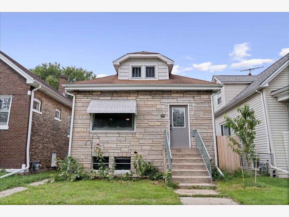 Sold Berwyn Illinois, 1426 Harvey