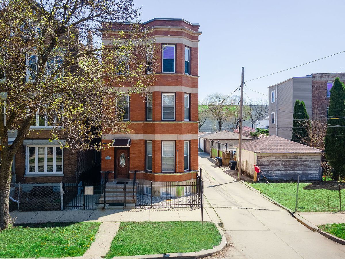  Sold Chicago Illinois, 1643 Fairfield