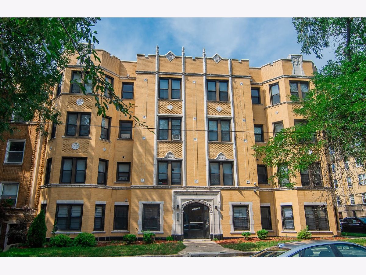  Rented Chicago Illinois, 2036 Arthur