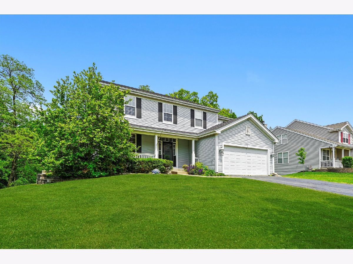  For Sale Carpentersville Illinois, 484 Rosewood Drive