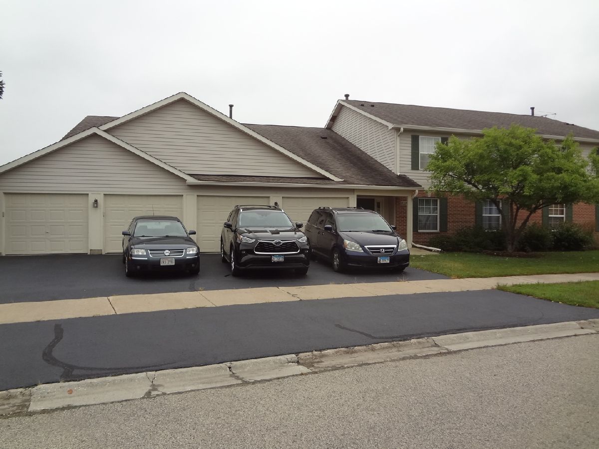  For Rent Round Lake Beach Illinois, 1127 Red Oak