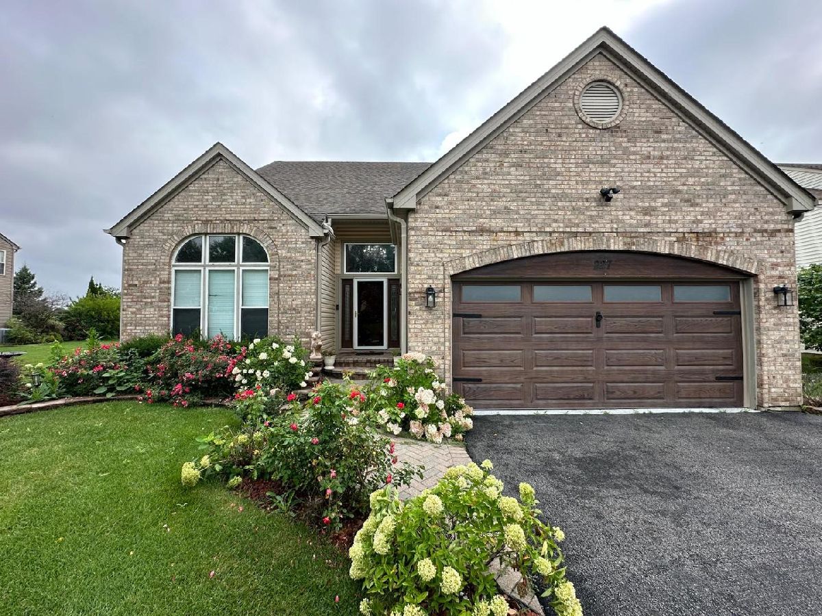  For Rent Bartlett Illinois, 227 Butler